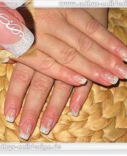 French Weiß mit Nailart