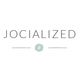 Logo met de tekst "Jocialized" en een groene hashtag in het midden.