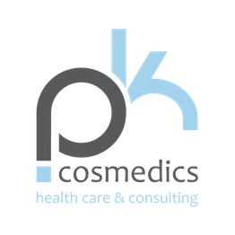 Logo mit Buchstaben "pk" und Text "cosmedics health care & consulting" in Grau und Blau.