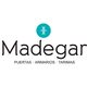 Logotipo de Madegar con texto: "PUERTAS · ARMARIOS · TARIMAS" y un círculo turquesa.