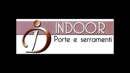 Logo di "INDOOR Porte e serramenti" con icona stilizzata e sfondo bicolore.
