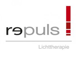 Logo mit Schriftzug "repuls" und "Lichttherapie", daneben ein Ausrufezeichen in Rottönen.