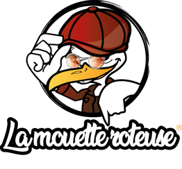 Caricature de mouette stylisée, casquette rouge et lunettes, texte : "La mouette roteuse".