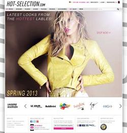 Werbung für Frühlingsmode 2013: Frau in gelber Jacke, Website hot-selection.com anzeigen.