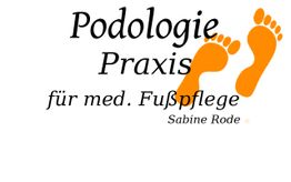 Podologie Praxis Logo mit orangefarbenen Fußabdrücken und Schriftzug „für med. Fußpflege“.