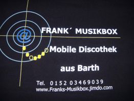 Bild mit Werbung für "Frank's Musikbox": Mobile Discothek aus Barth. Kontakt: 015203469039.