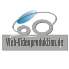 Logo mit grauem Text „Web-Videoproduktion.de“ und blau-grauen grafischen Elementen.