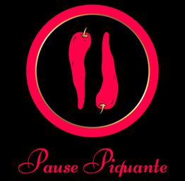 Deux piments rouges dans un cercle rouge, texte "Pause Piquante" en bas.