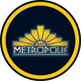 Logotipo do Bar Metropolis com design art déco em preto e dourado dentro de um círculo.