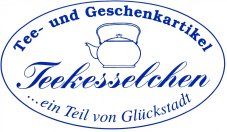 Ovales Logo "Teekesselchen", mit Teekanne, Text: Tee- und Geschenkartikel, ein Teil von Glückstadt.