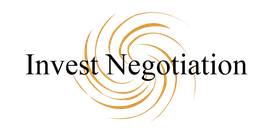 Braunes, spiralförmiges Muster auf schwarzem Hintergrund.