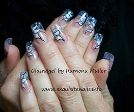 Glasnägel by Ramona Müller