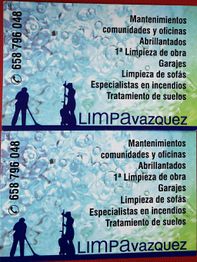 Tarjetas de visita con servicios de limpieza y contacto de LIMPAvazquez en fondo azul.