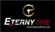 Logo "Eterny Time" or avec texte blanc et rouge, fond noir. www.eternytime.com en bas.