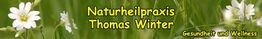 Blumen mit Text: "Naturheilpraxis Thomas Winter - Gesundheit und Wellness" in gelber Schrift.