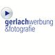 Logo mit blauem Text: "gerlach werbung & fotografie" und Pfeilsymbol links.