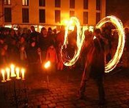 Feuerjonglage Künstler