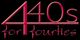 Roter Schriftzug "40s for fourties" auf schwarzem Hintergrund.