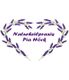 Herz aus Lavendel mit Text "Naturheilpraxis Pia Höck" in der Mitte.