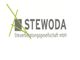 Logo von STEWODA Steuerberatungsgesellschaft mbH mit grauen Buchstaben und grünem Design.