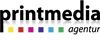 Logo der Printmedia Agentur mit bunten Quadraten darunter.