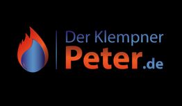 Logo mit Flammensymbol und Text: "Der Klempner Peter.de" in Blau und Orange vor schwarzem Hintergrund.