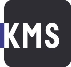 Logo mit weißem "KMS" auf schwarzem Hintergrund und blauem Akzent links.