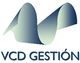 Logotipo de VCD Gestión con diseño en forma de cinta azul.