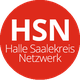 Weißer Text "HSN Halle Saalekreis Netzwerk" auf rotem Hintergrund.