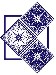 Drei blaue und weiße, florale, geometrische Fliesenmuster überlappen sich kunstvoll.
