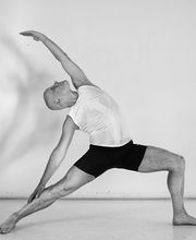 Yoga und Moderner Tanz in Frankfurt am Main  mit Jörg Wenzel