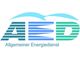 Logo des Allgemeinen Energiedienstes mit dem Schriftzug "AED" in blauen und grünen Streifen.
