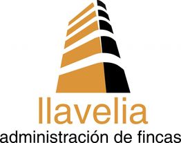 Edificio estilizado y texto: "llavelia administración de fincas".