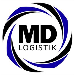 Logo von "MD Logistik" mit schwarzen und blauen, gebogenen Streifen im Kreis.