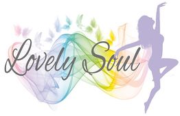 Schriftzug "Lovely Soul" mit buntem Rauch und tanzender Silhouette einer Frau im Hintergrund.
