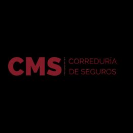 Logotipo de CMS Correduría de Seguros en letras rojas sobre fondo negro.