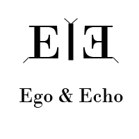 Ein pixelartiger Anzug mit Krawatte aus schwarzen Quadraten auf weißem Hintergrund.