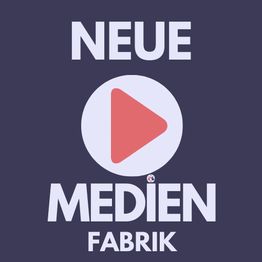 Rosa Pfeil in Kreis vor dunkelblauem Hintergrund, Text: NEUE MEDIEN FABRIK.