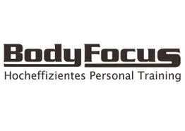 Schwarzes Logo: "BodyFocus" mit Untertitel "Hocheffizientes Personal Training" auf weißem Hintergrund.