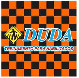 Imagem de fundo quadriculado laranja e preto com logo "DUDA" e texto sobre treinamento.