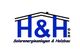 Logo von H&H: Ein blaues Hausdach über den Initialen, mit Text "Solarenergieanlagen & Holzbau".