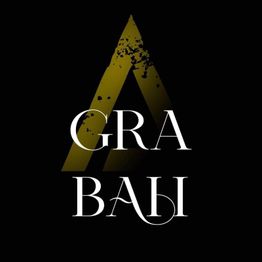 Textlogo auf schwarzem Hintergrund: "GRA BAH" in Weiß mit goldenem, verziertem "A" im Hintergrund.