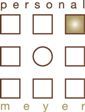 Quadratmuster mit Kreis und hervorgehobenem Quadrat, Text "personal meyer" oben und unten.