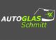Logo mit Text "AUTOGLAS Schmitt" und Bild einer defekten Autoscheibe auf grauem Hintergrund.