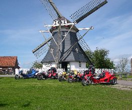 An der Windmühle von Werdum