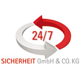 Rotes und graues Kreissymbol mit Pfeilen, "24/7 SICHERHEIT GmbH & CO. KG" steht darunter.