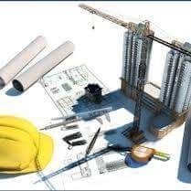 Progetti architettonici con gru, caschetto giallo e strumenti da costruzione.