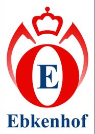 Logo mit einem roten „O“, blauem „E“ in der Mitte, Krone oben und „Ebkenhof“ unten.