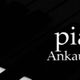 Nahaufnahme von Klaviertasten, Text: "pianomakler.de An- und Verkauf & Kommission".