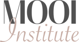 Logo met de tekst "MOOI Institute", elegante zwarte en bruine letters.